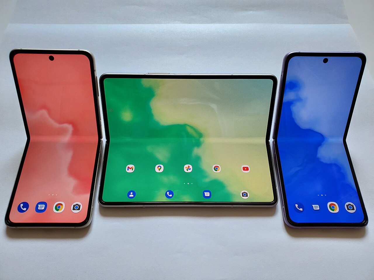 折りたたみiPhone、今夜登場：期待される仕様と未解決の論点